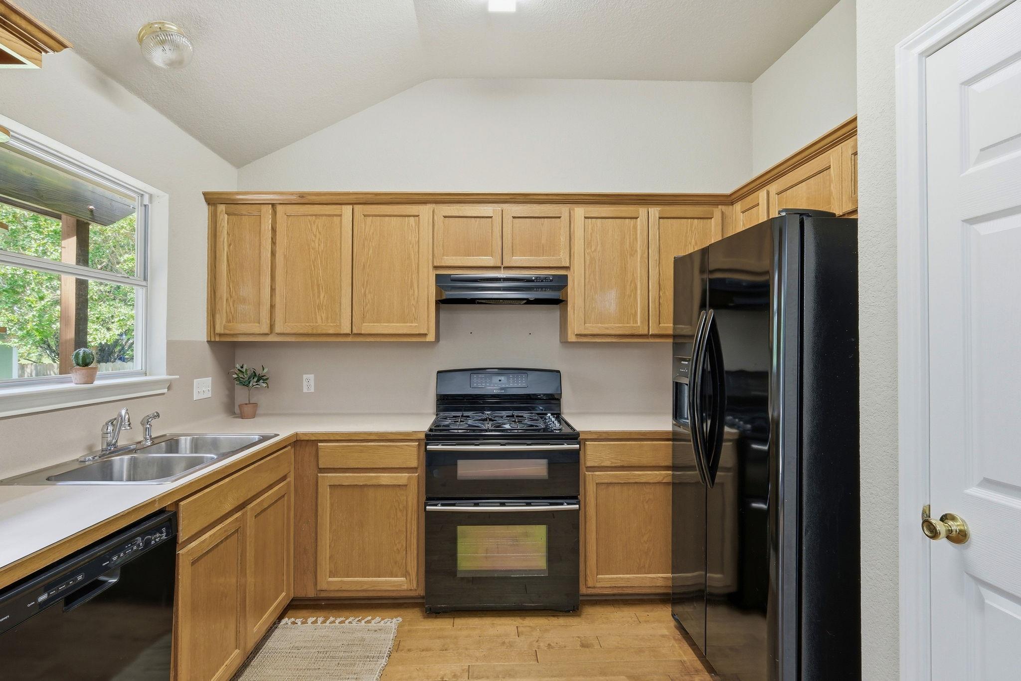3405 Crystal CIR