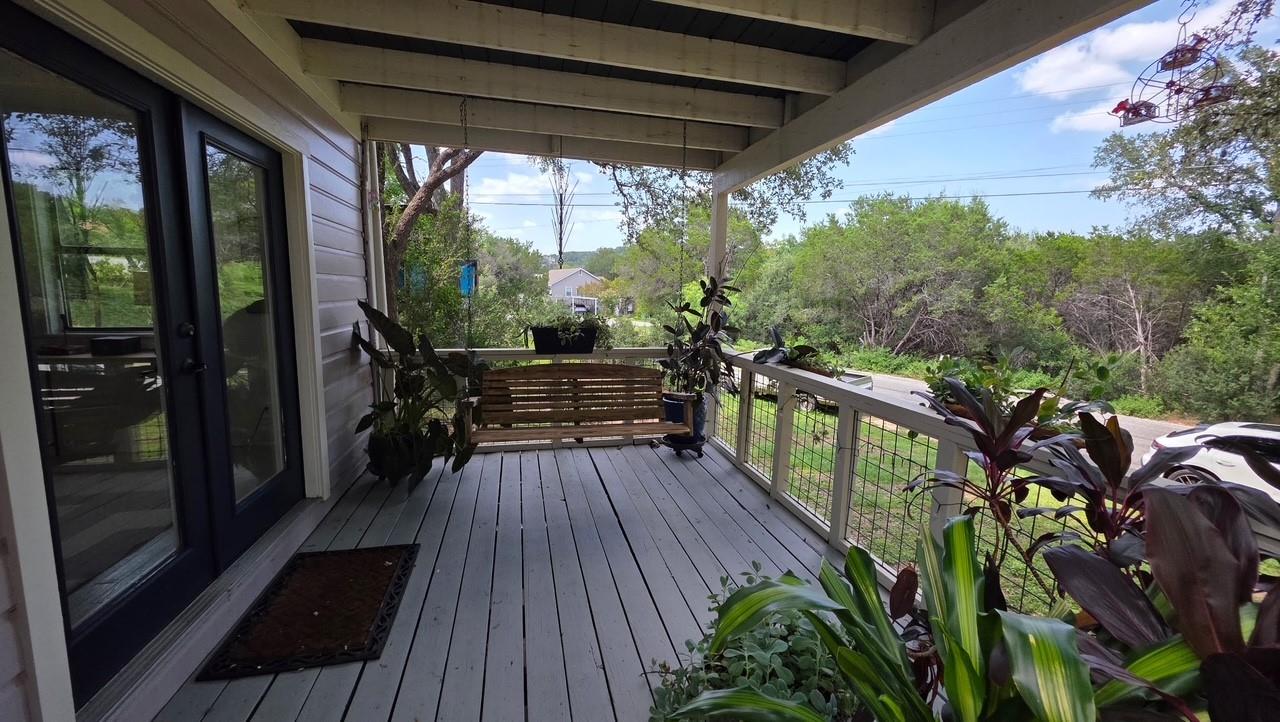 2802 De Soto DR