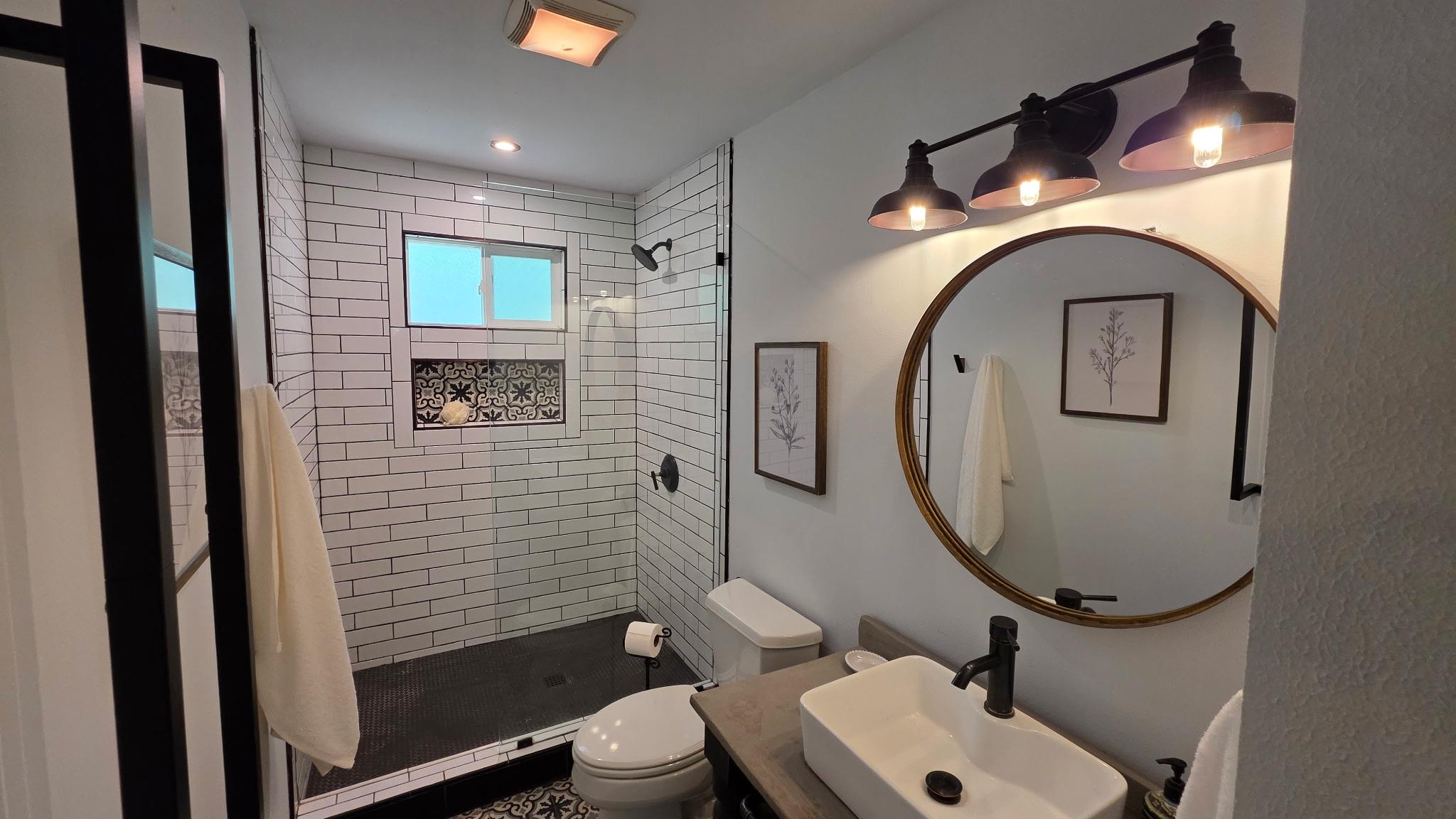 2802 De Soto DR