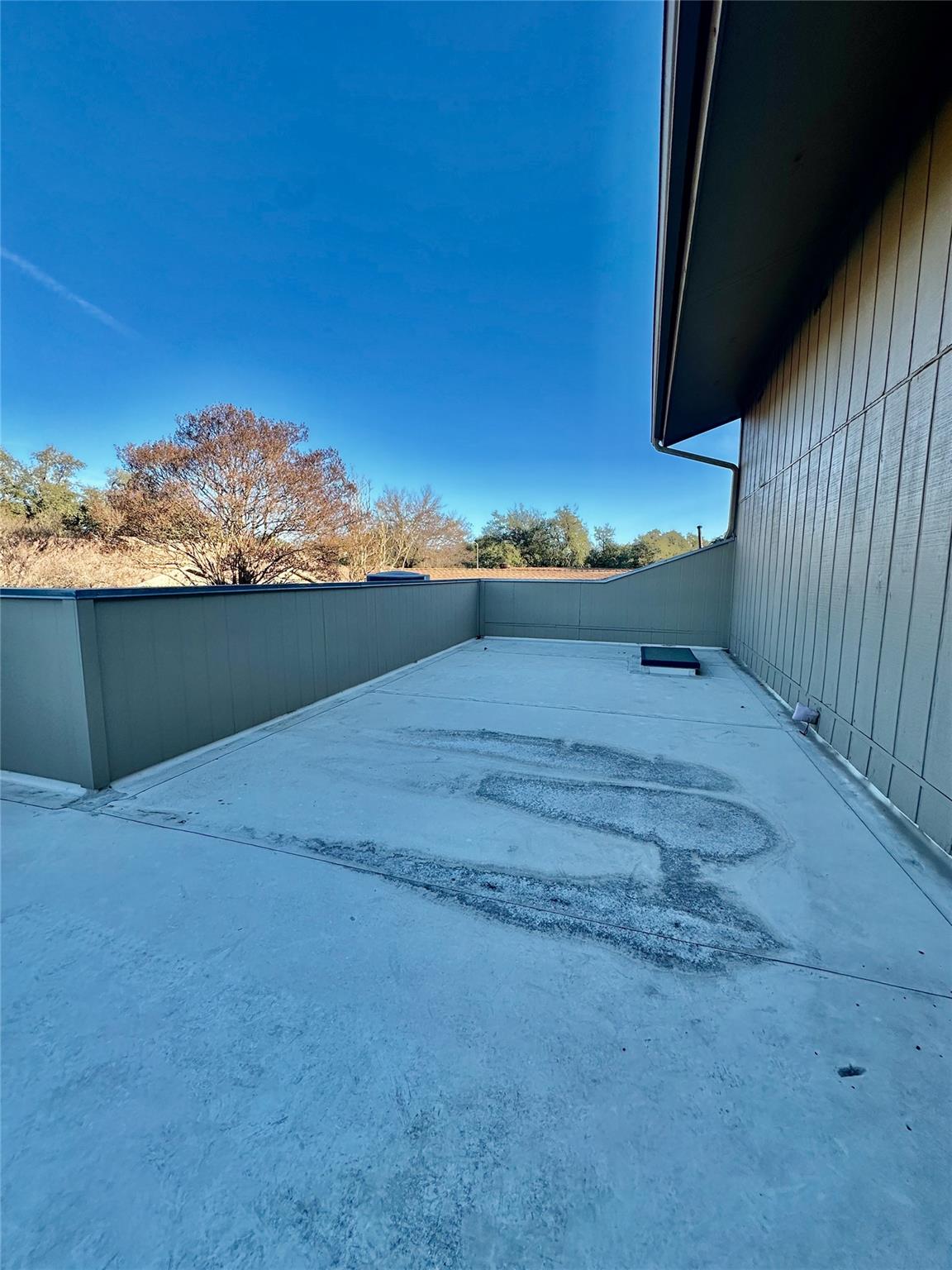 8111 Middle CT