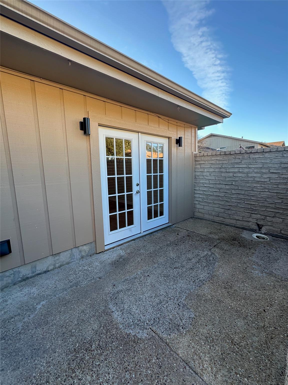 8111 Middle CT