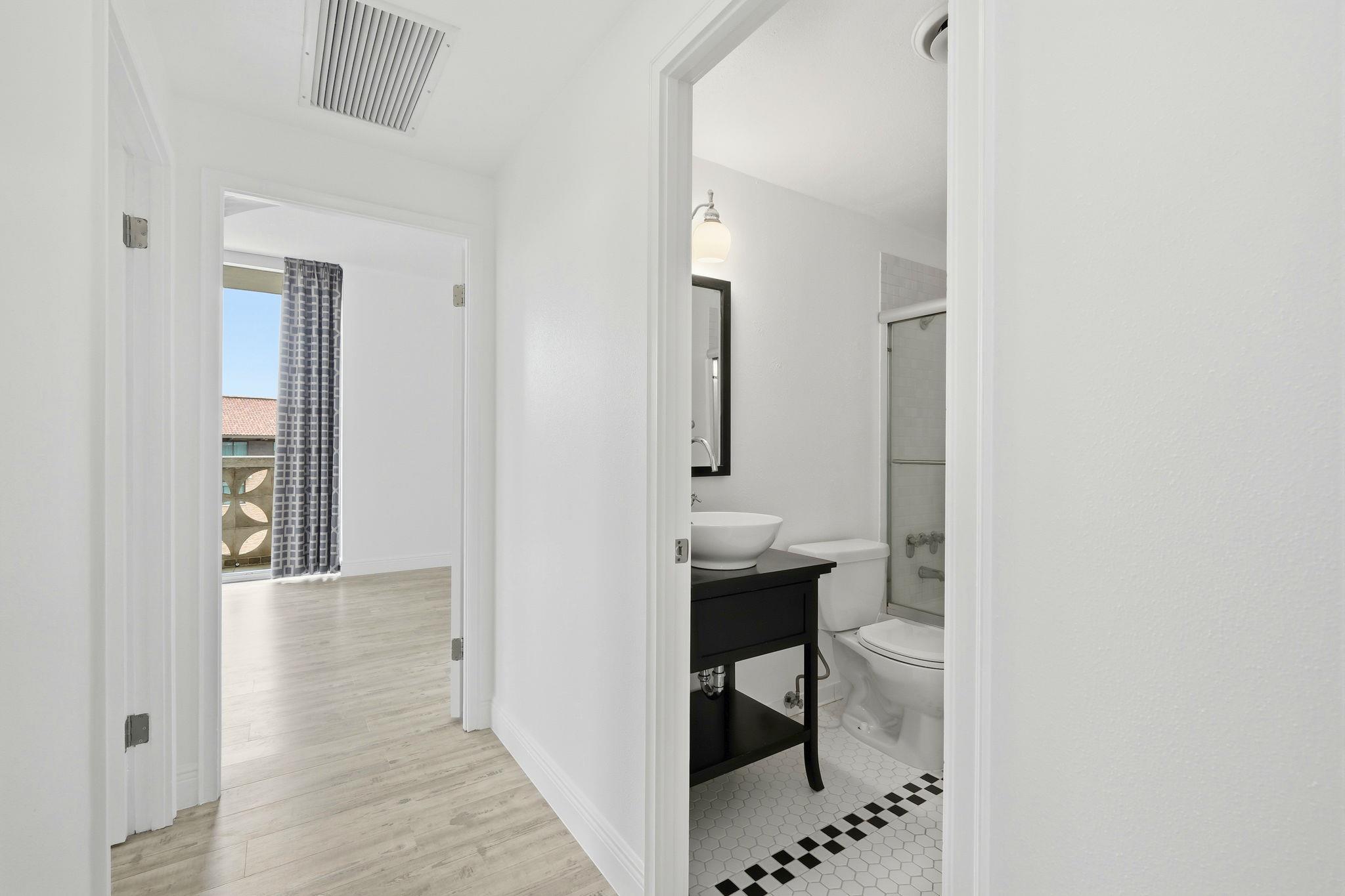 1801 Lavaca ST # 6C