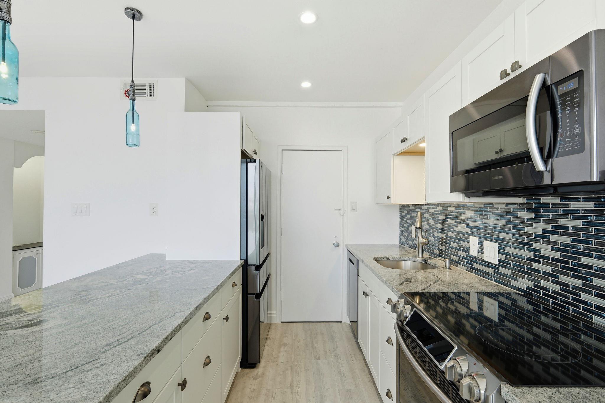 1801 Lavaca ST # 6C