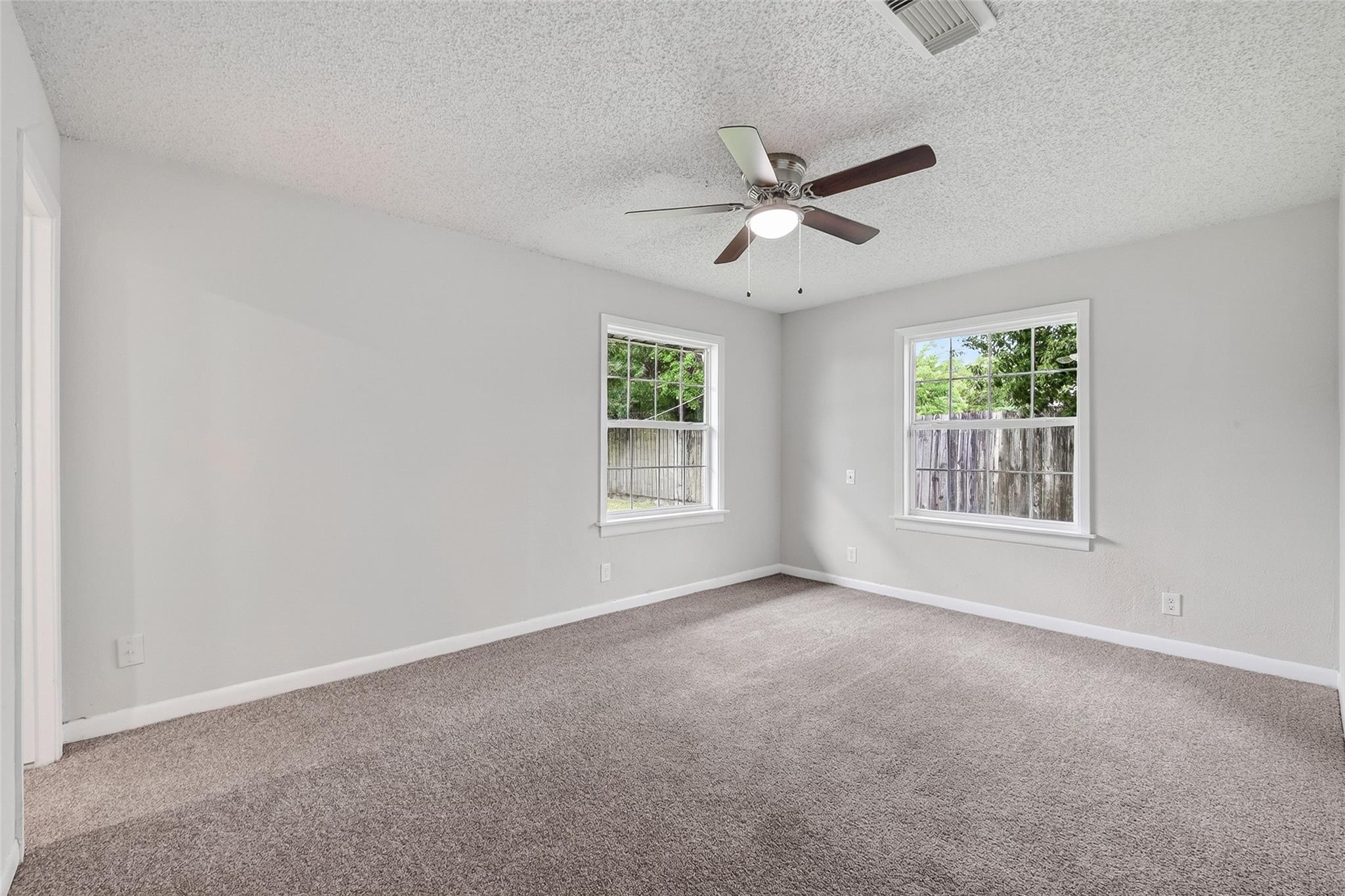 3 20th Avenue N