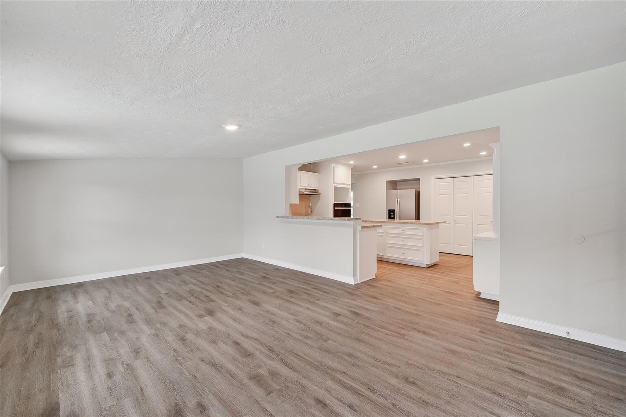 3 20th Avenue N