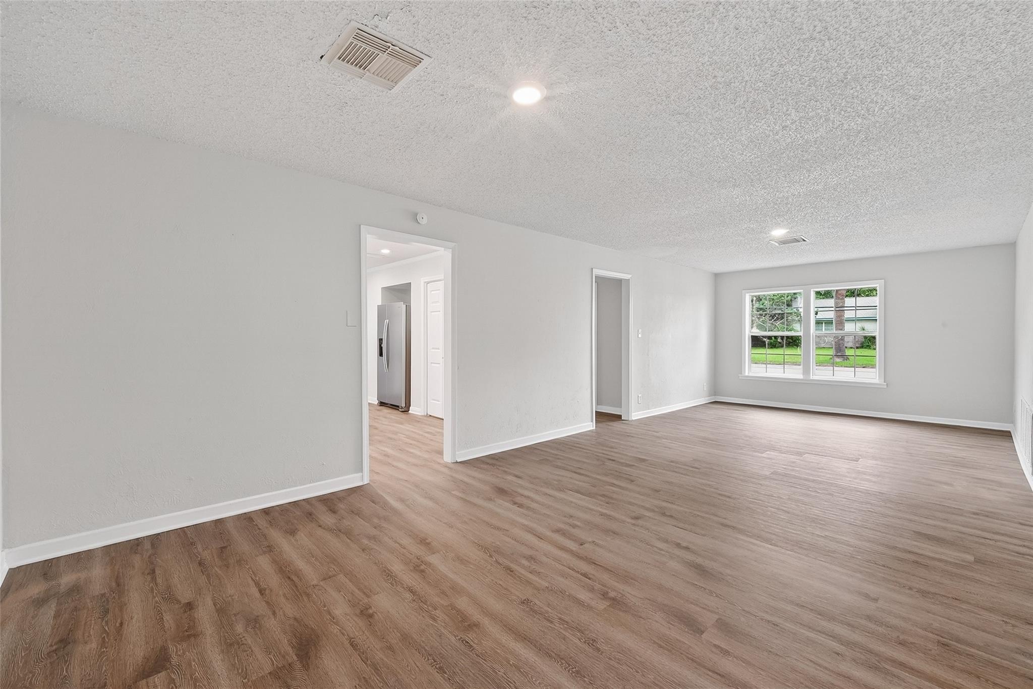 3 20th Avenue N