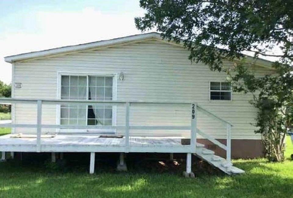 209 4th Street