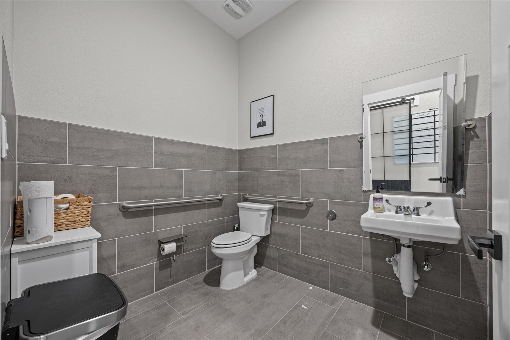 10824 E Crystal Falls PKWY E # 505