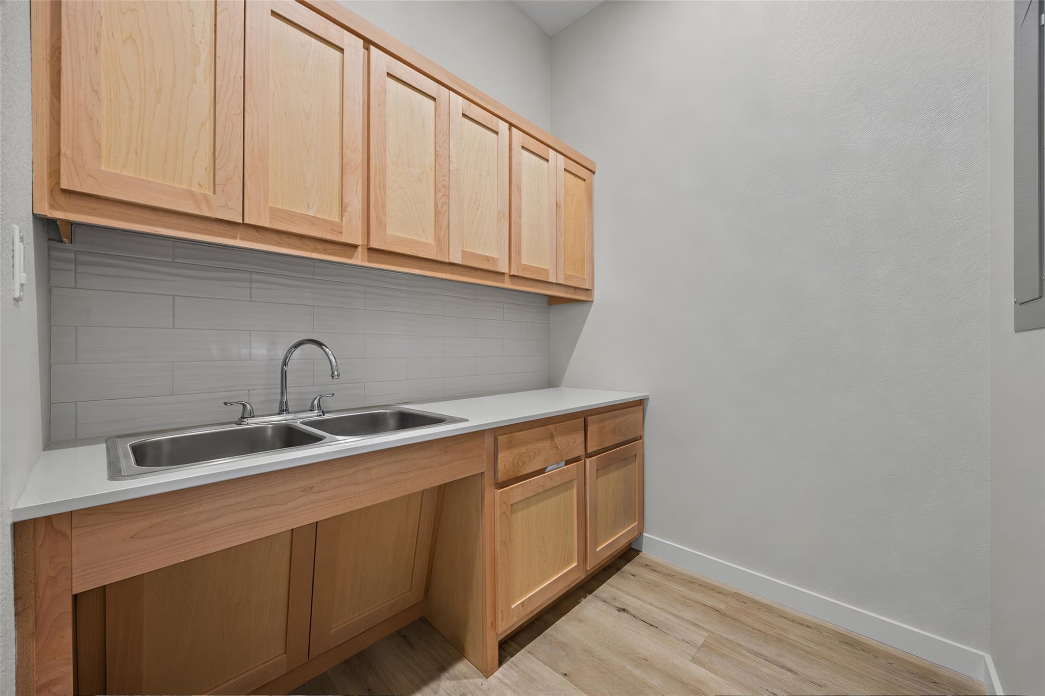10824 E Crystal Falls PKWY E # 505