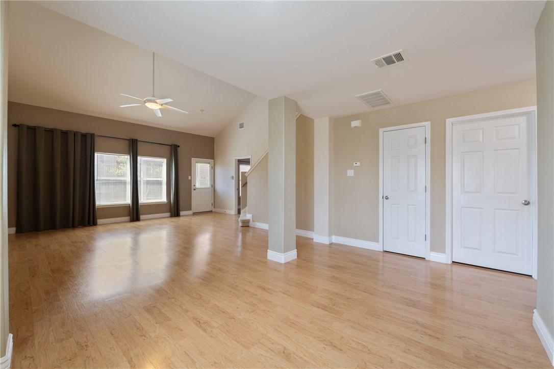 3800 Vonnegut CT