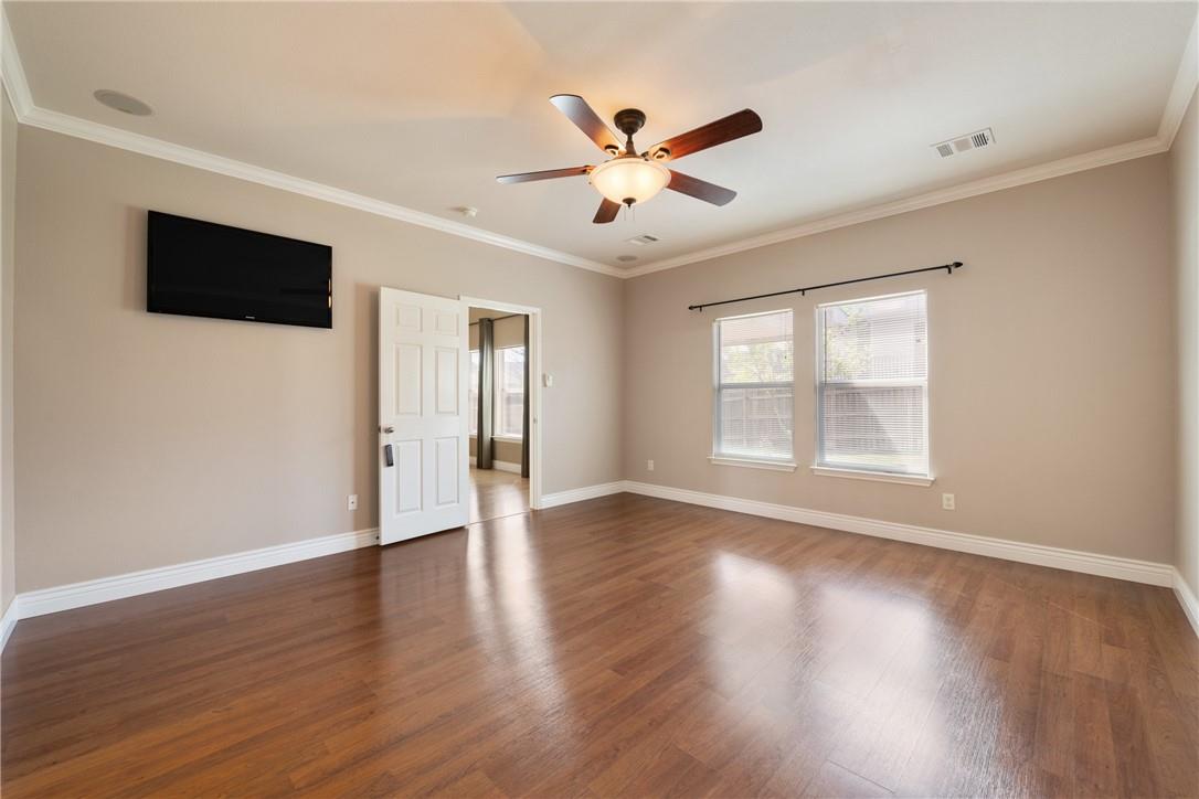 3800 Vonnegut CT