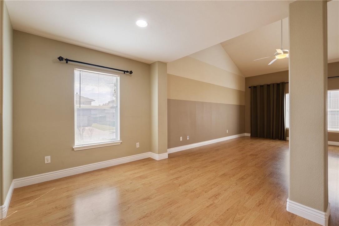 3800 Vonnegut CT