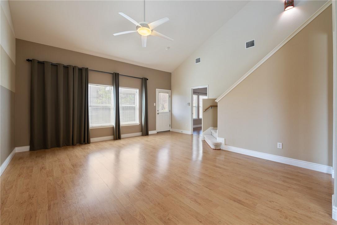 3800 Vonnegut CT