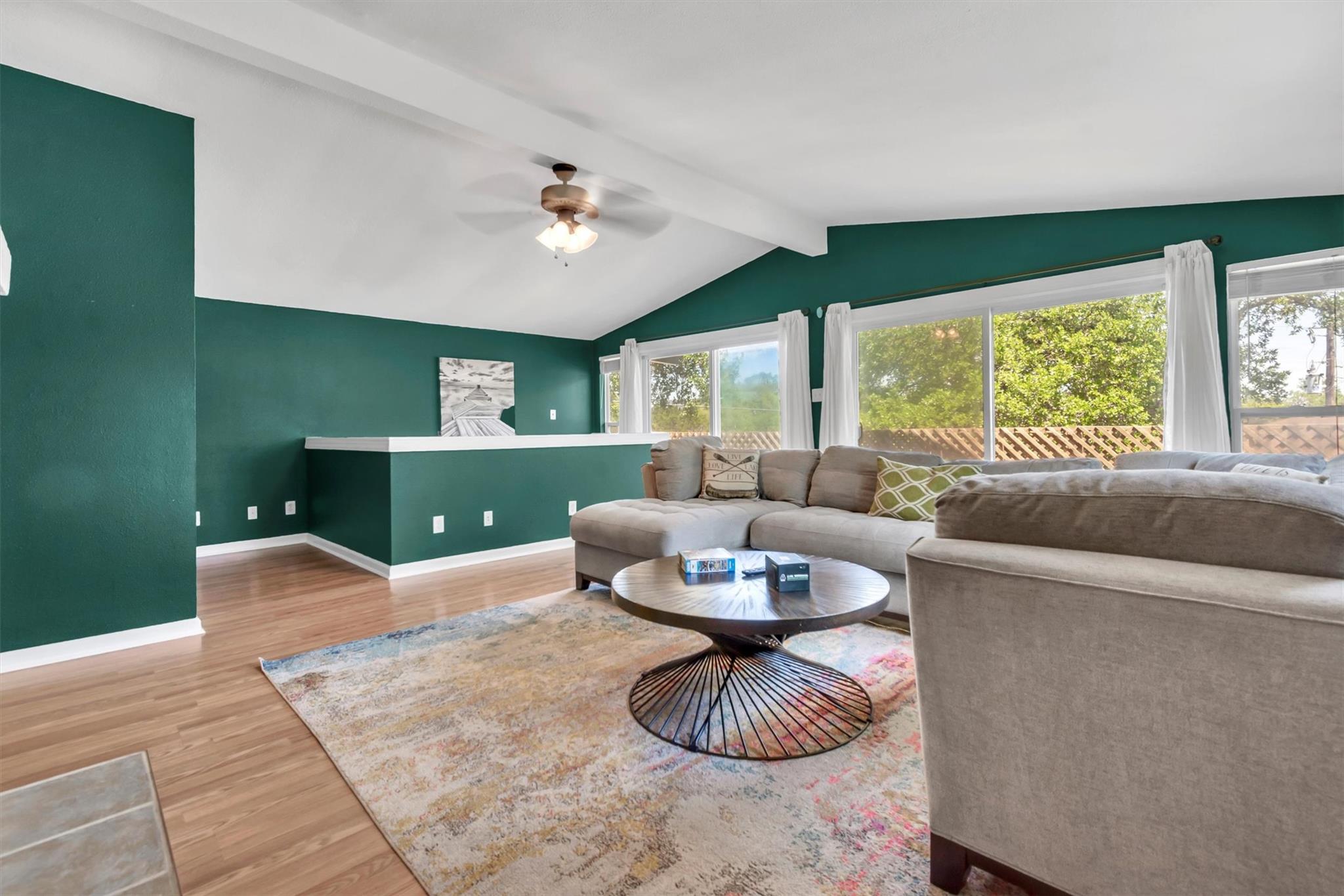 612 Mockingbird DR