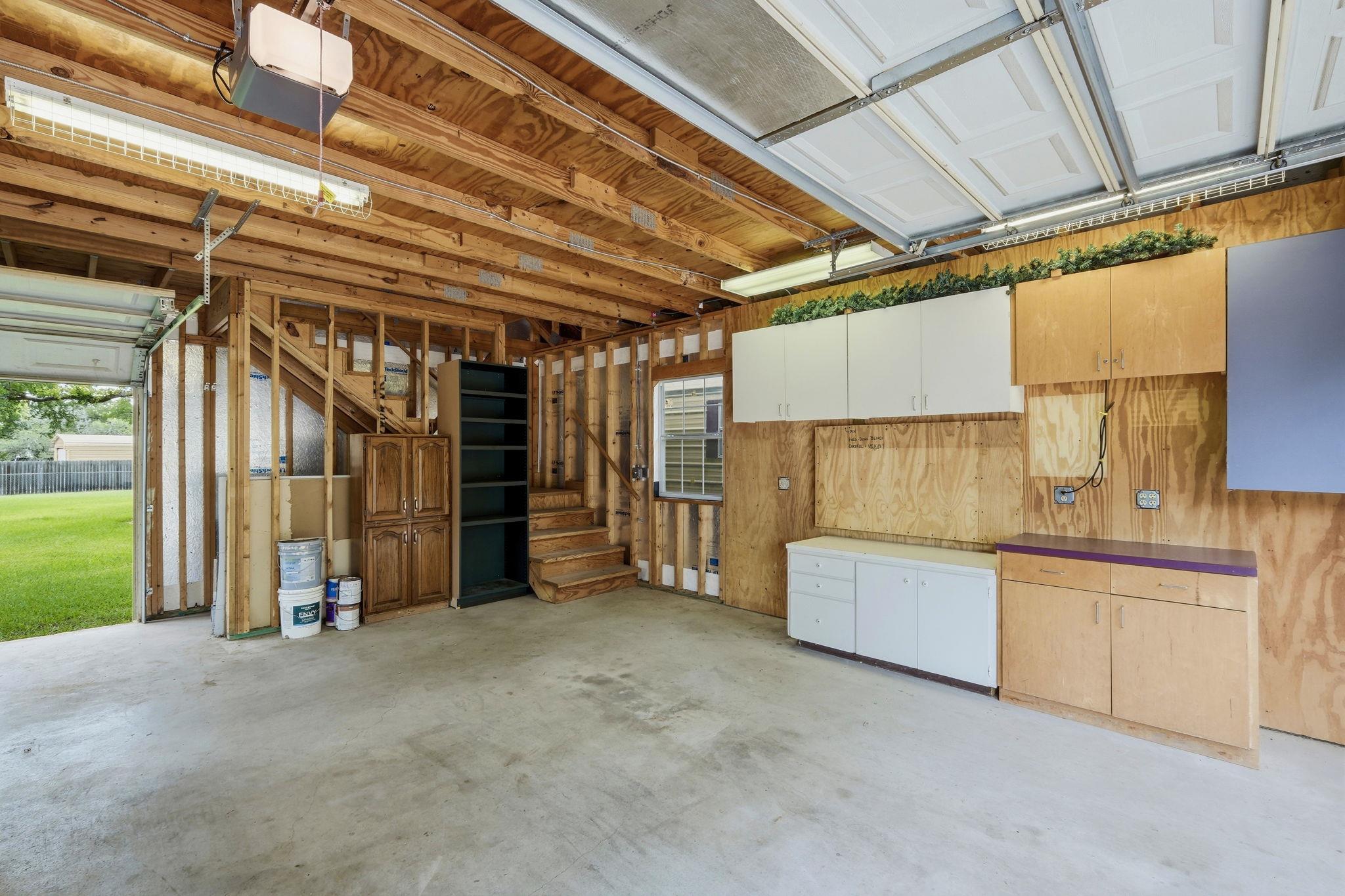 126 E Esparada DR