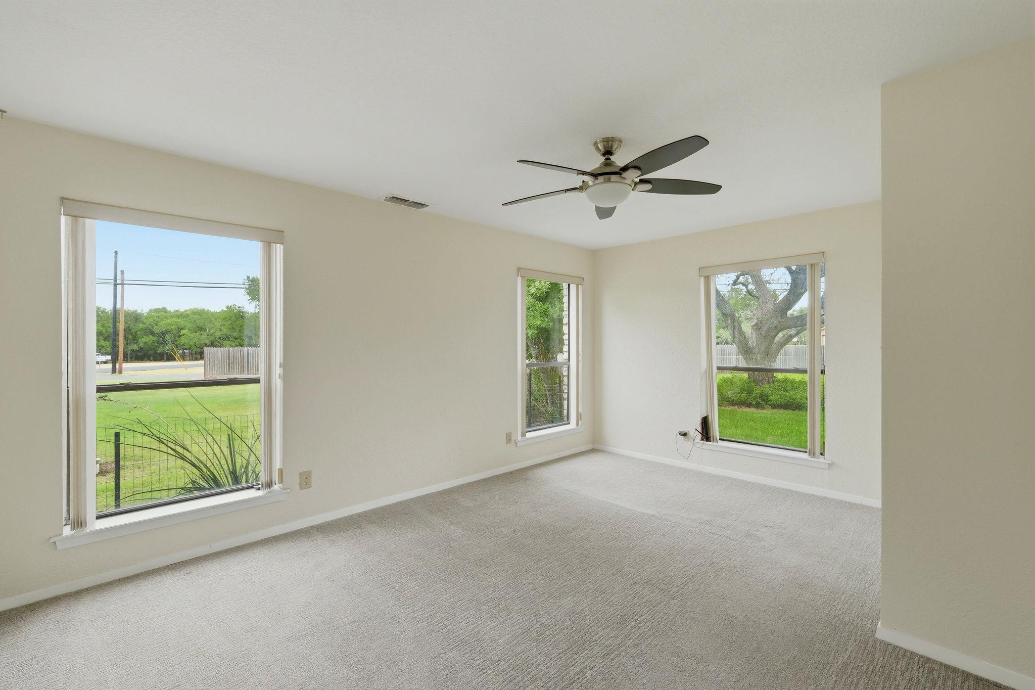 126 E Esparada DR