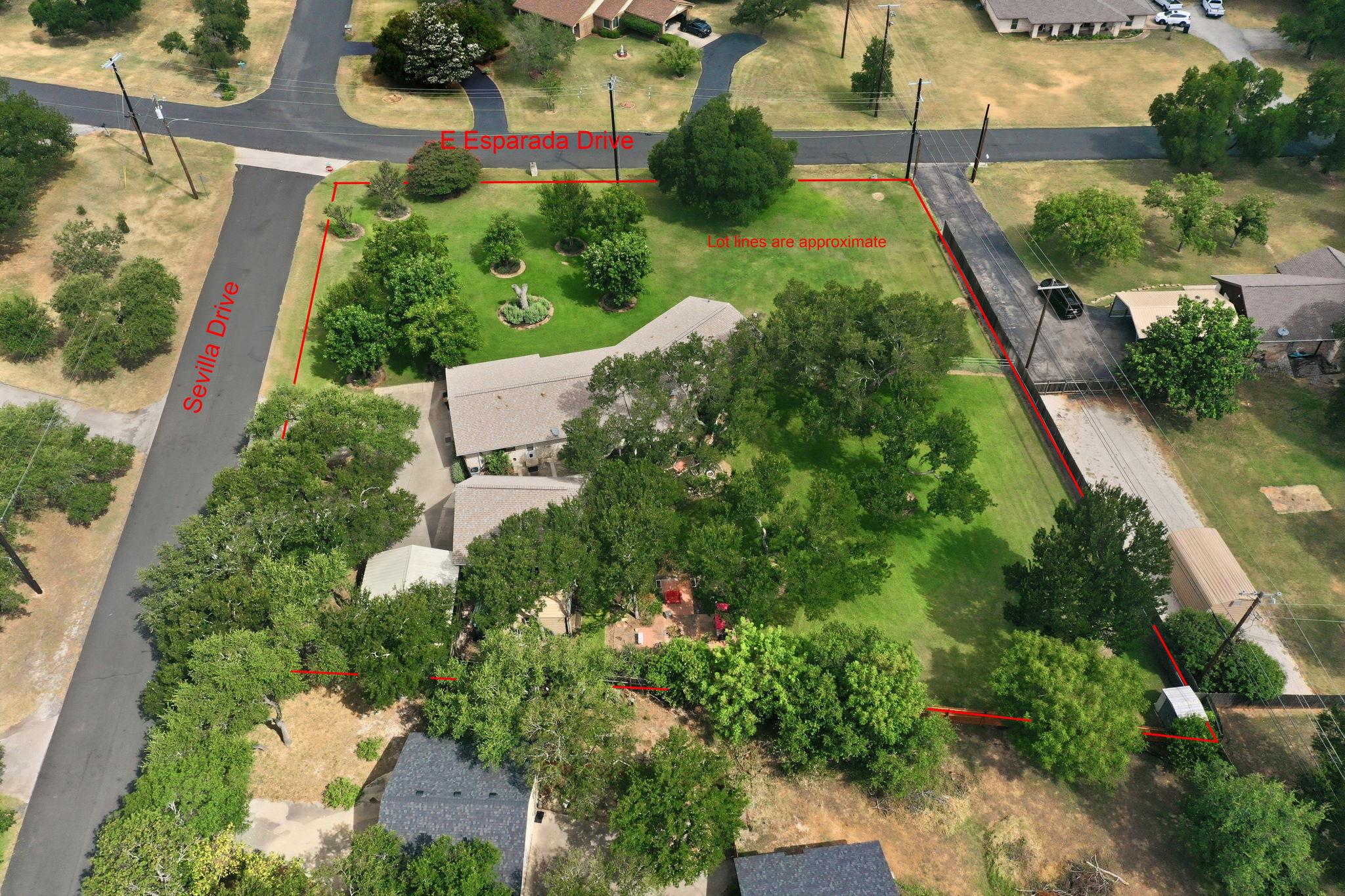 126 E Esparada DR