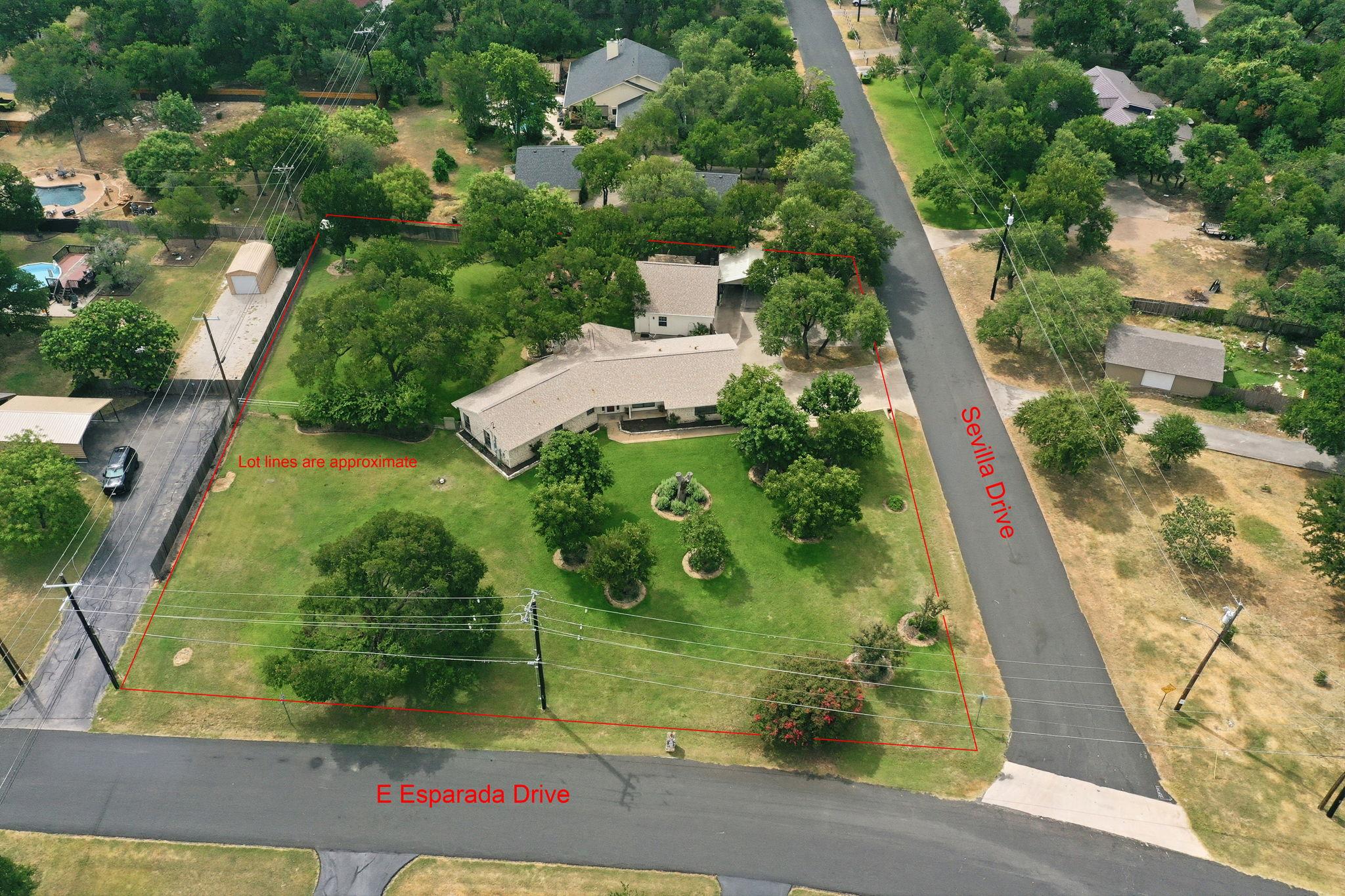 126 E Esparada DR