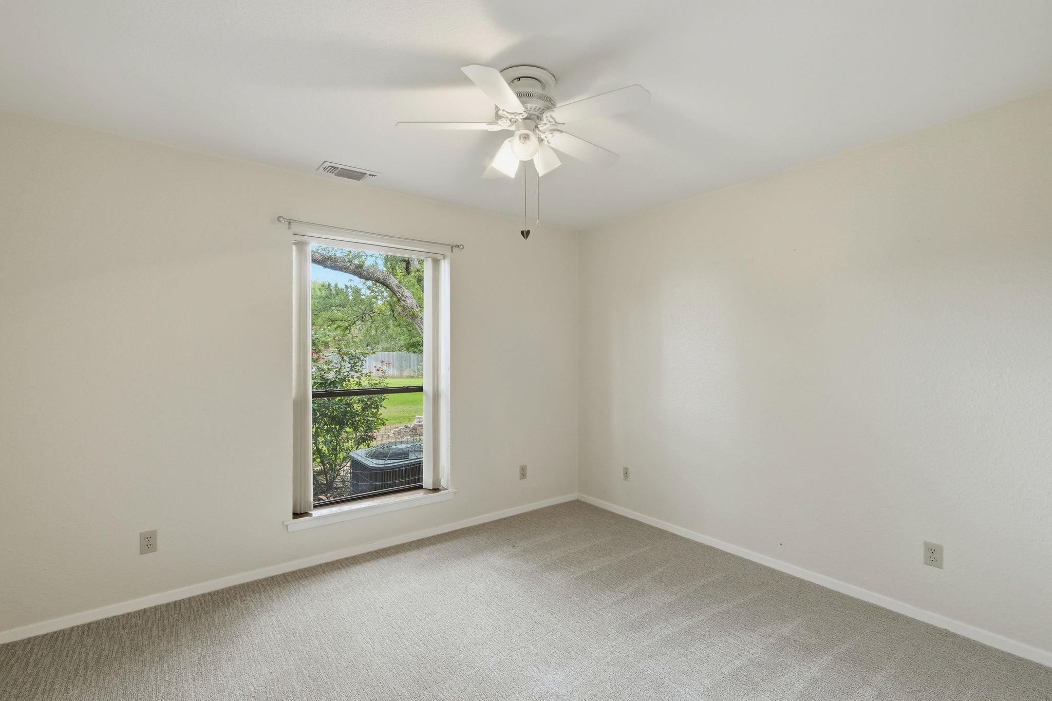 126 E Esparada DR