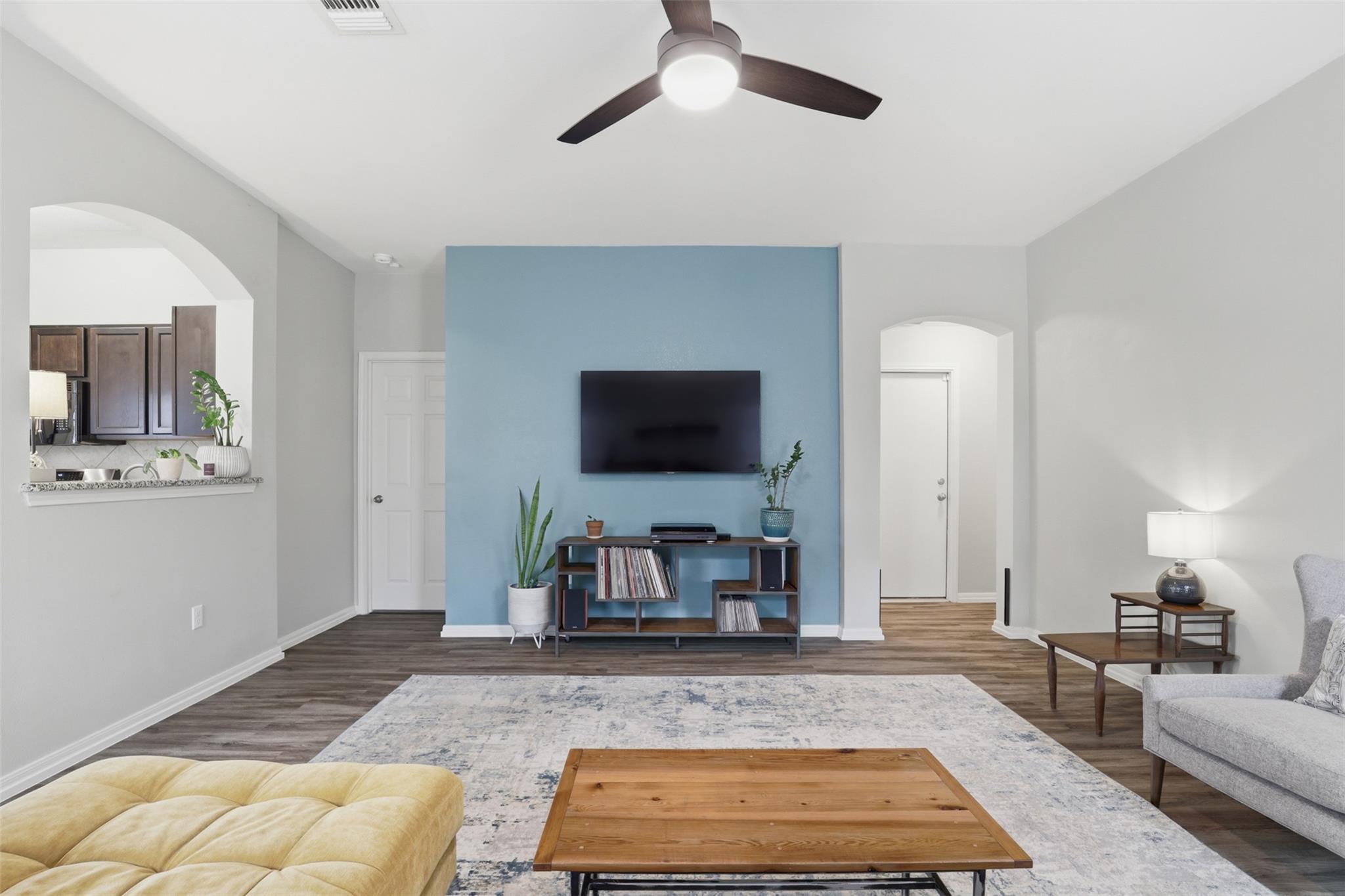 13804 Sierra Wind LN