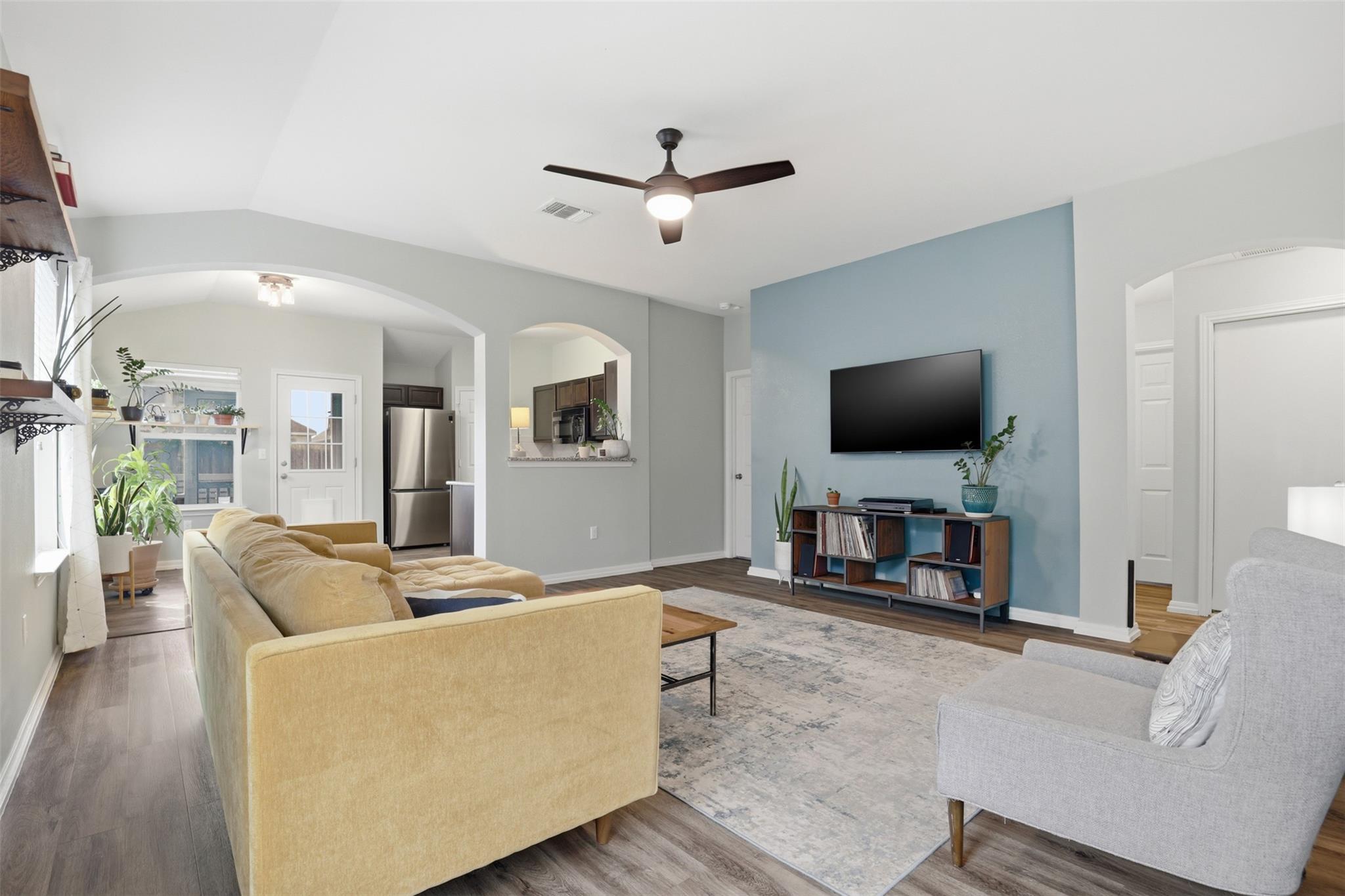 13804 Sierra Wind LN