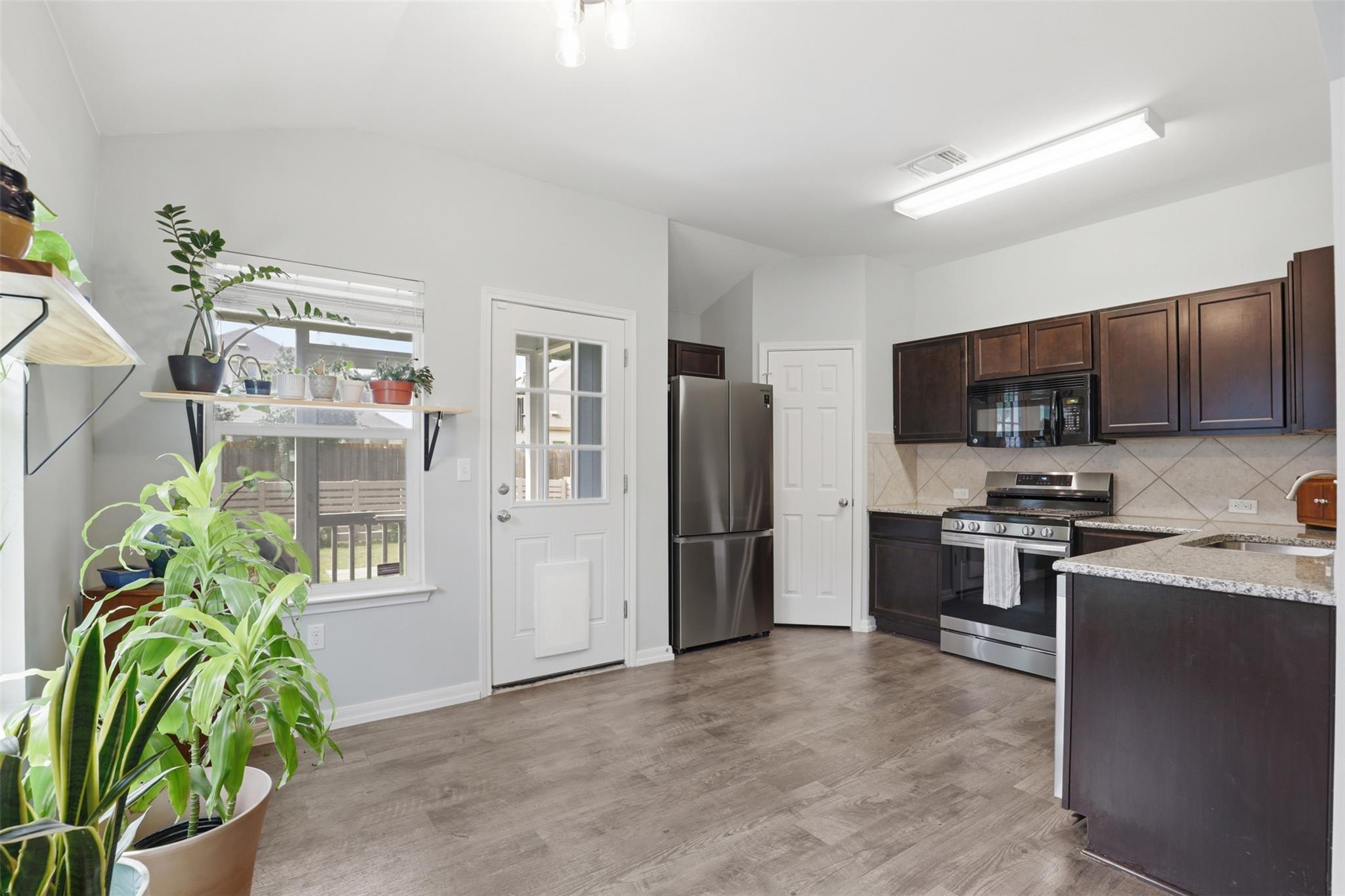13804 Sierra Wind LN