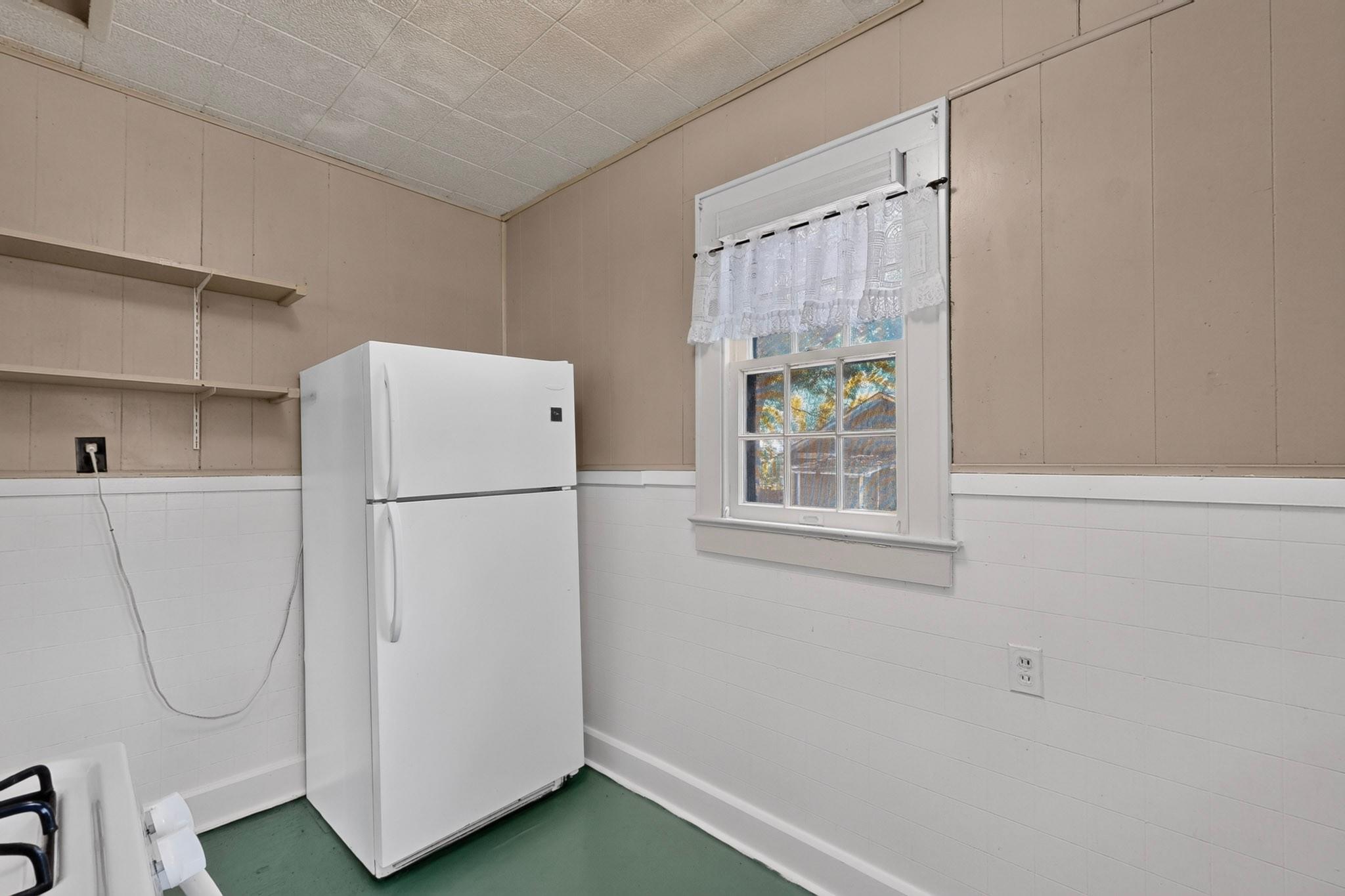 4205 Avenue B Unit: GarApt