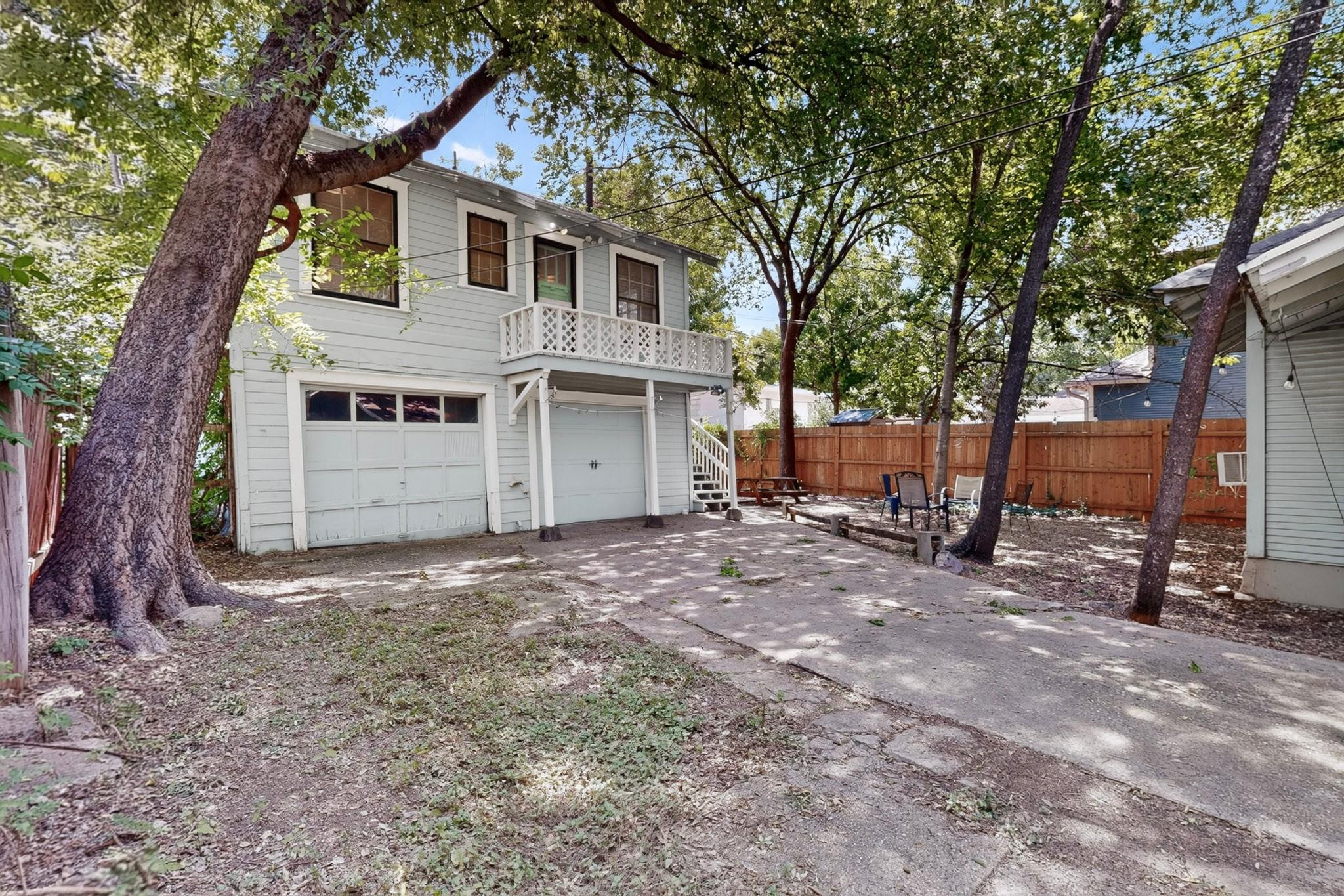 4205 Avenue B Unit: GarApt