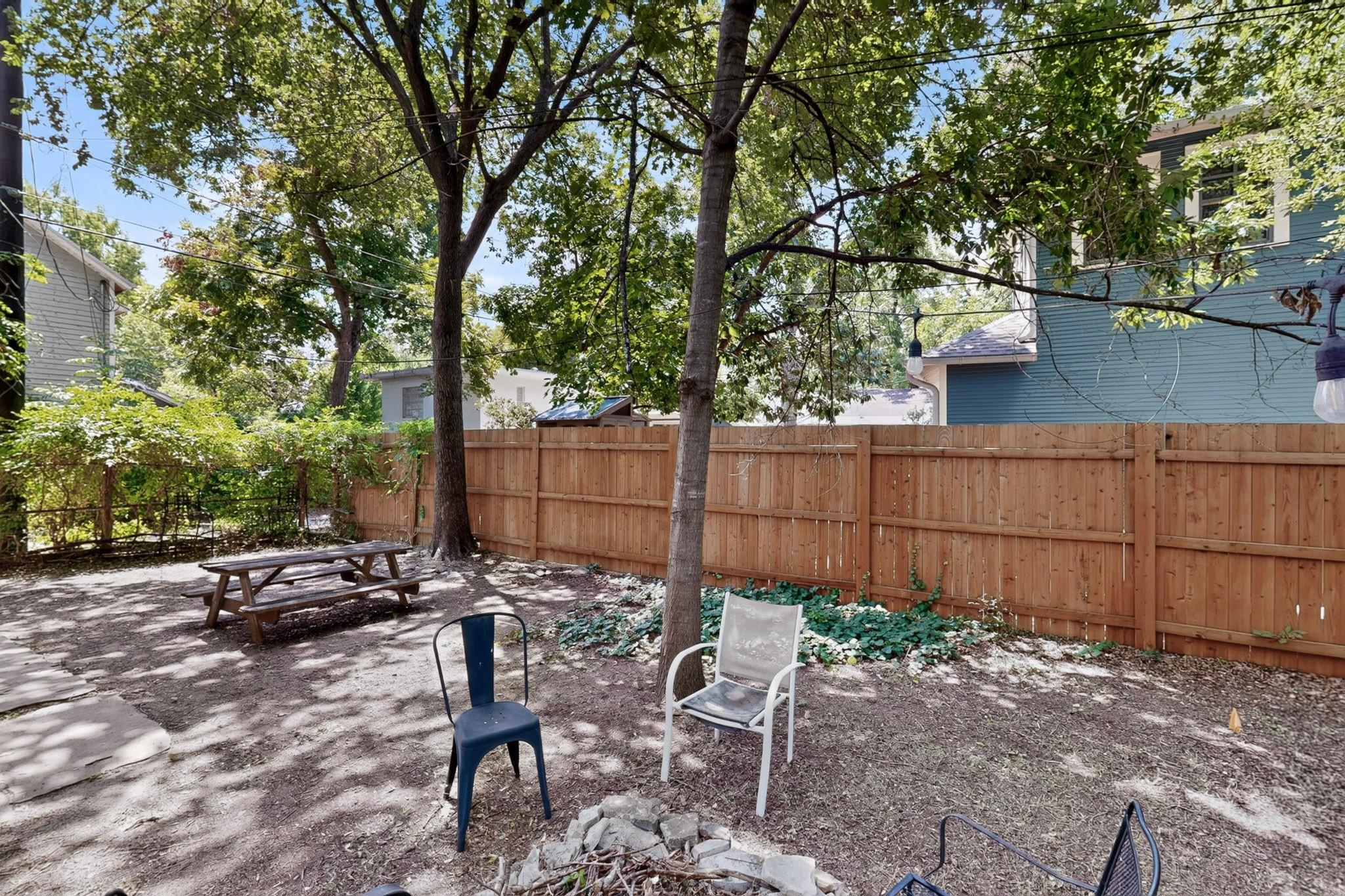 4205 Avenue B Unit: GarApt