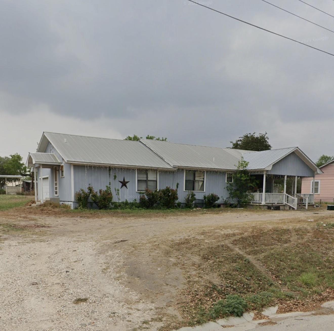1603 Hackberry Street