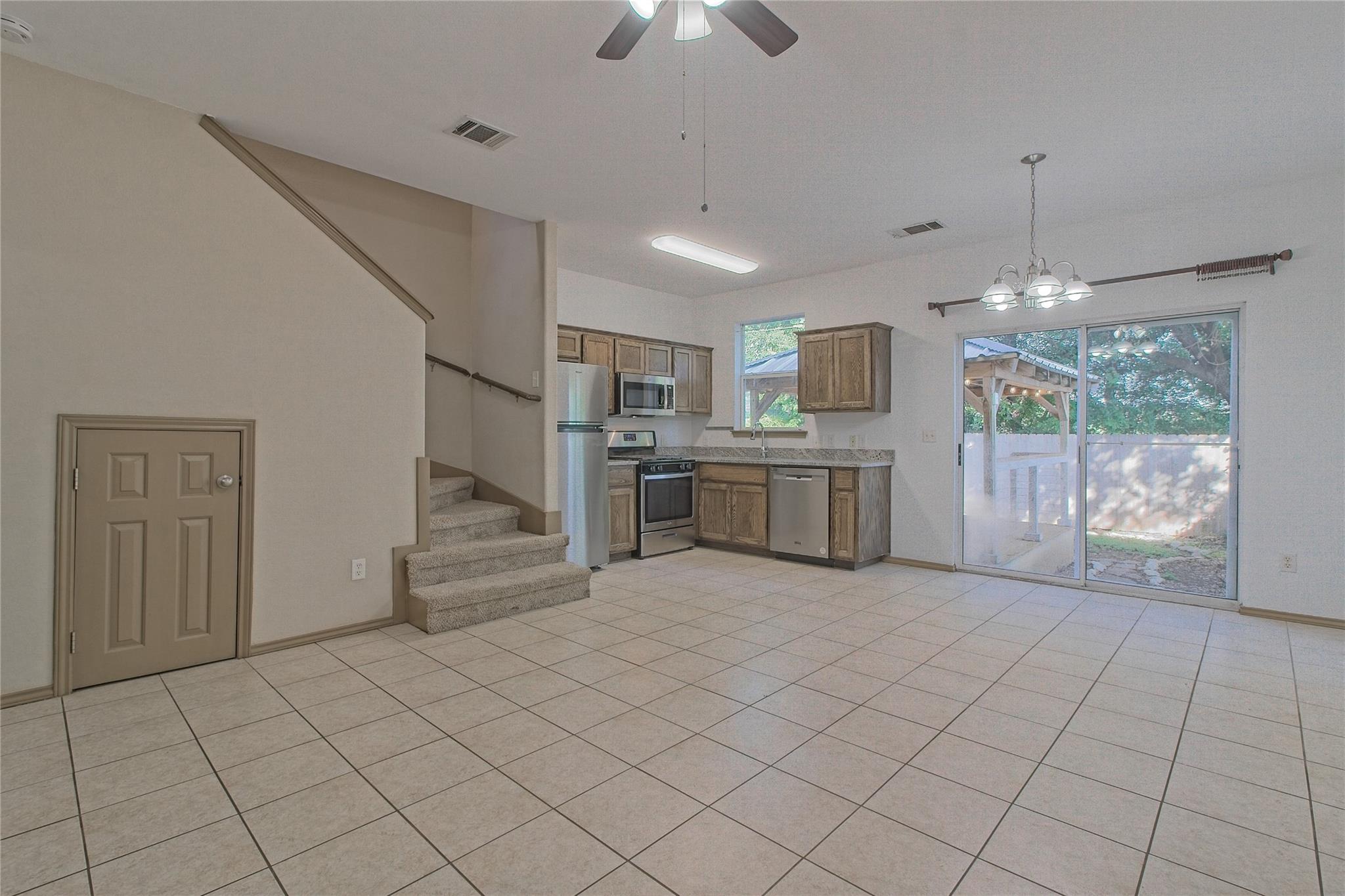 2903 Whisper Oaks LN # A