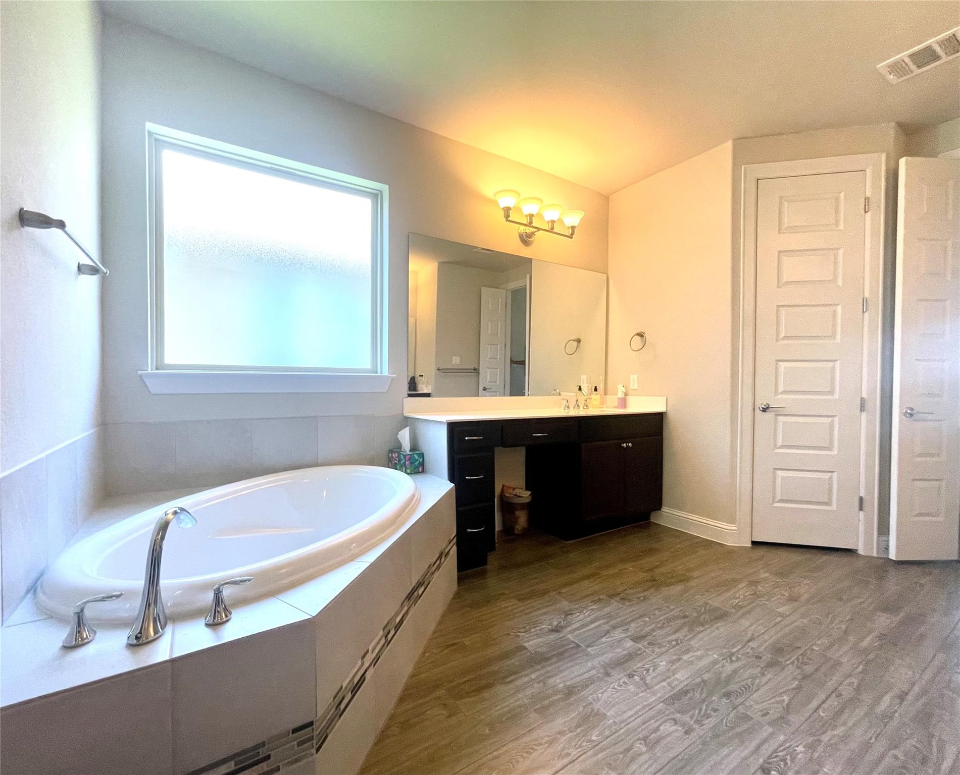 6829 Brindisi PL