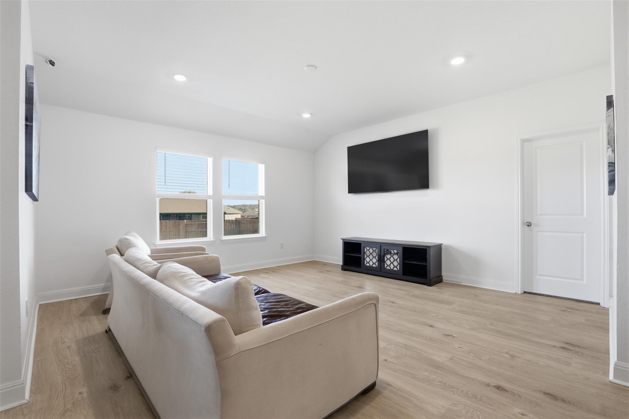 109 Bruin Paw DR