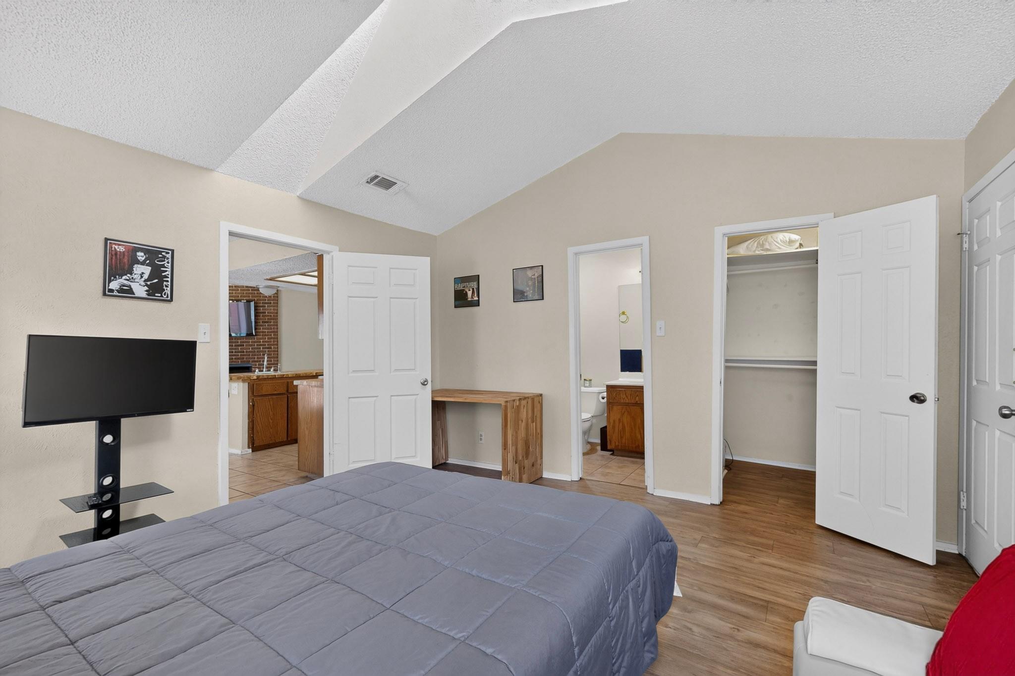 1602 Waterloo TRL # B