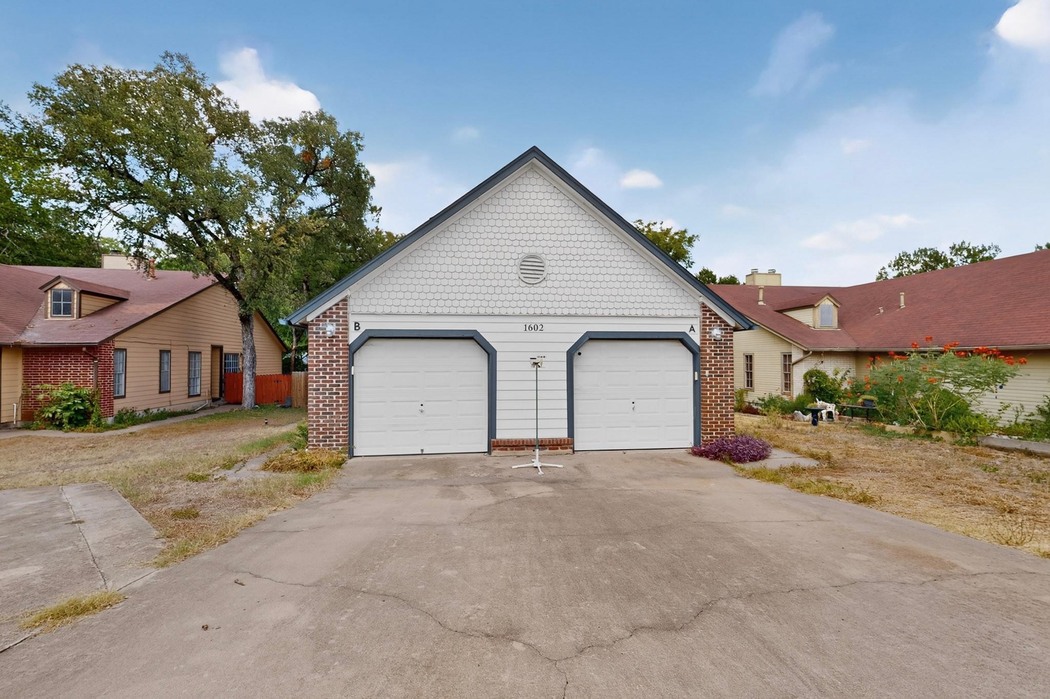 1602 Waterloo TRL # B