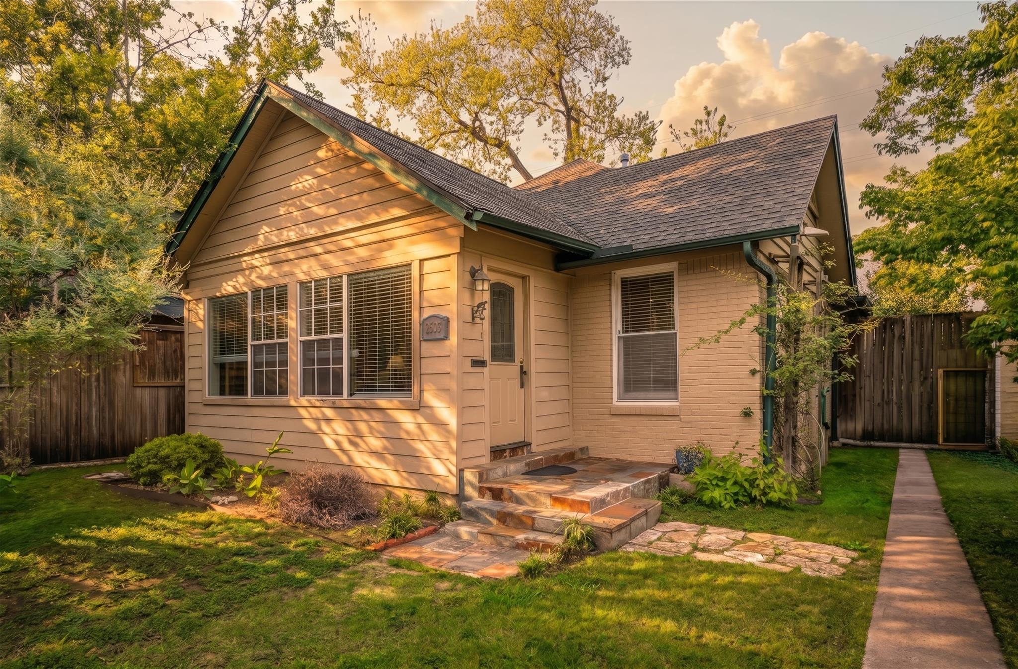 2503 Park Street