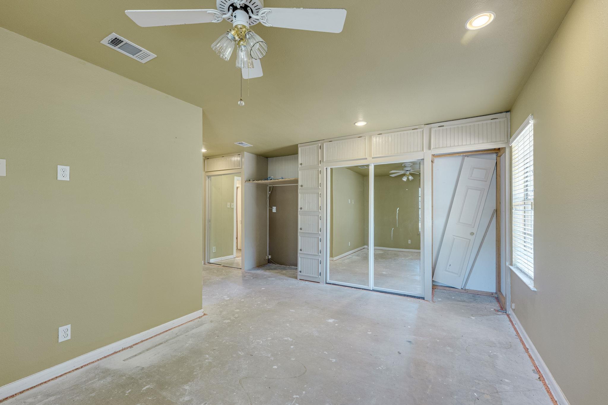 122 Winding Creek RD