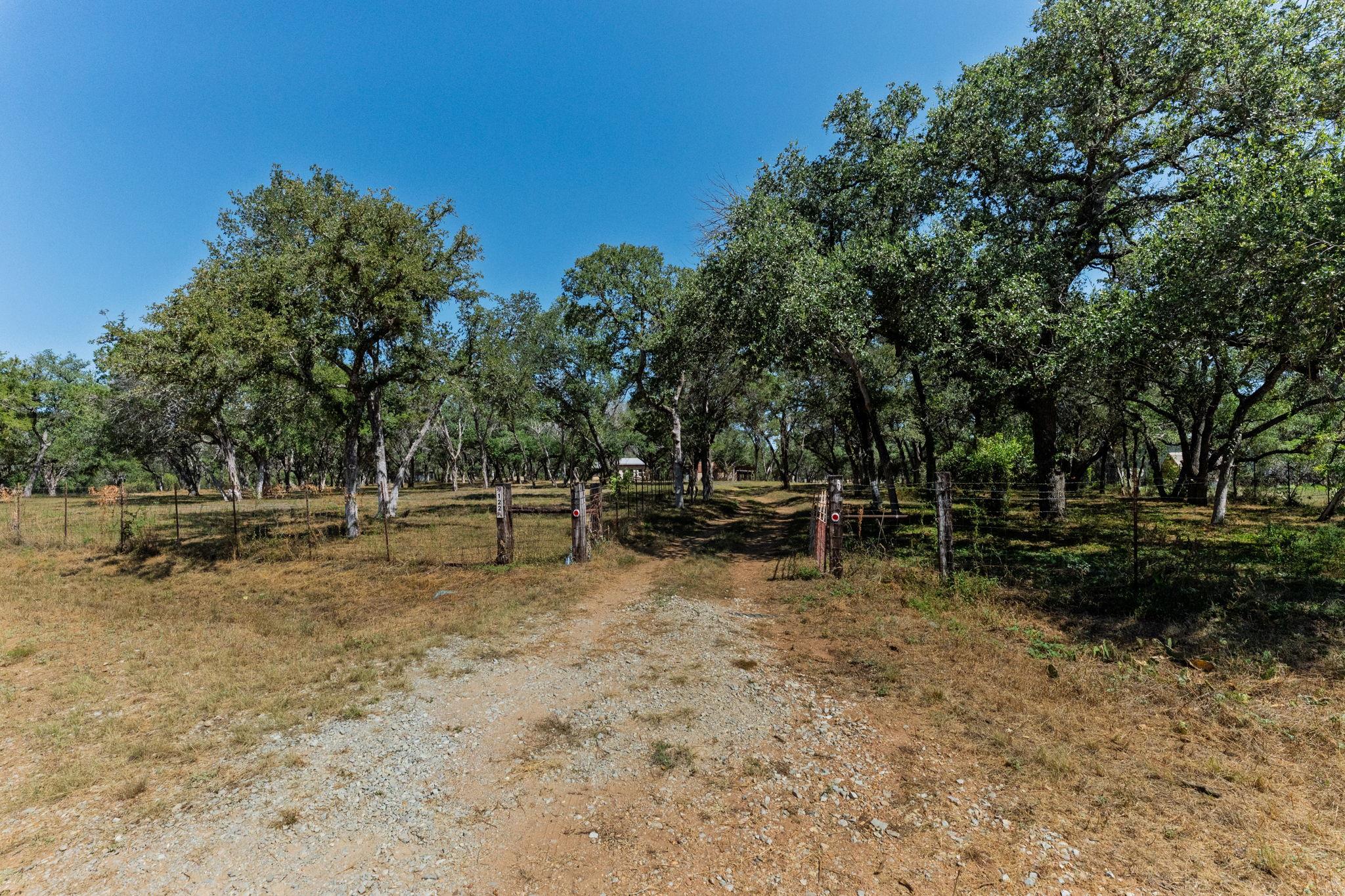 122 Winding Creek RD