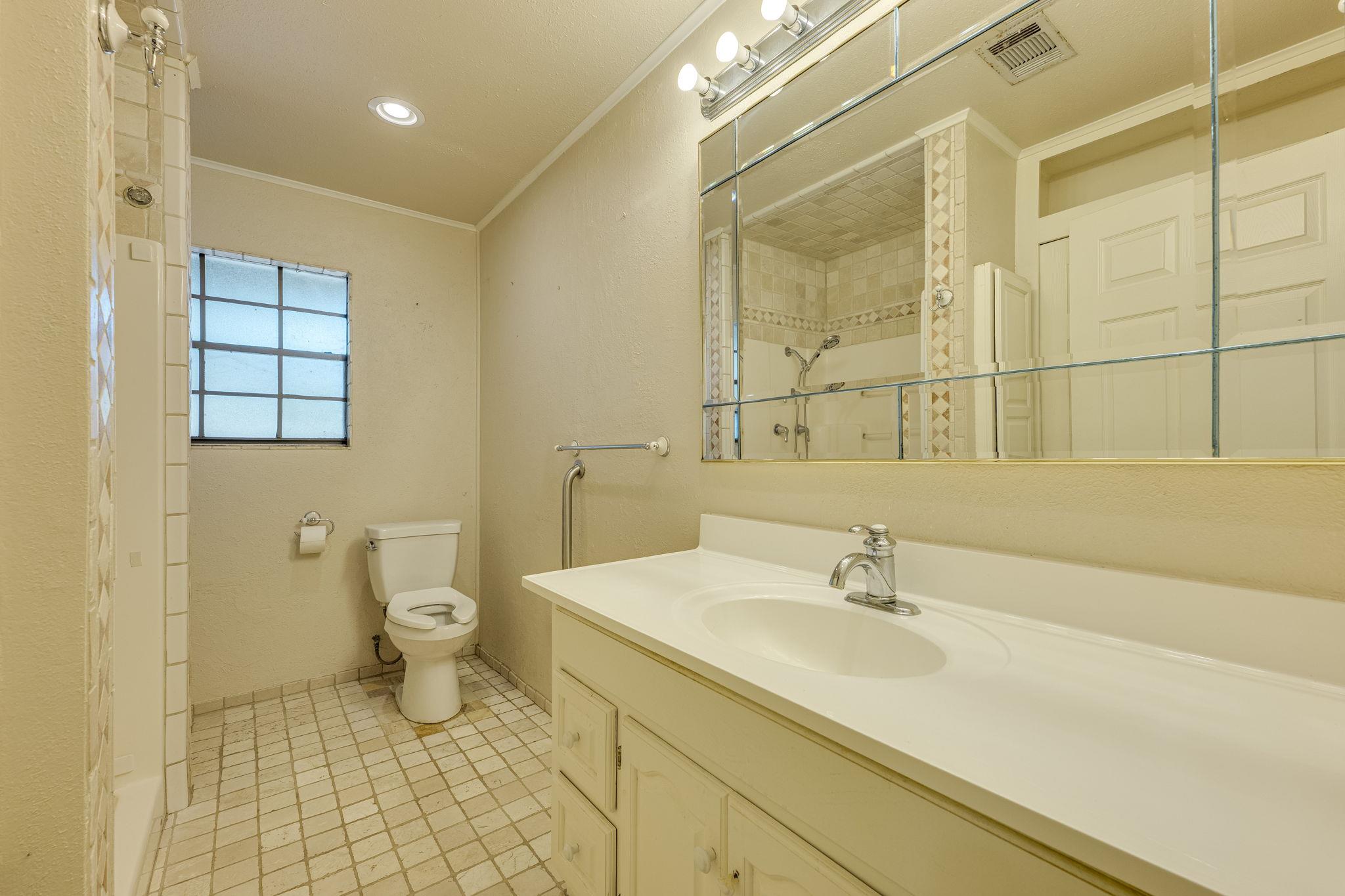 122 Winding Creek RD