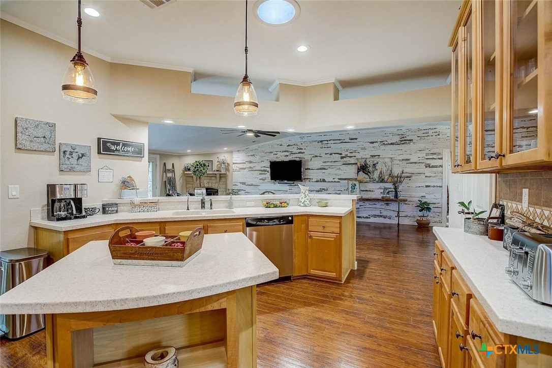3001 Cox Road