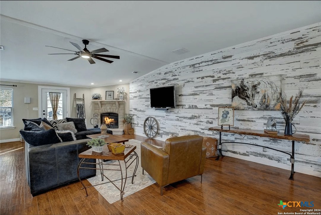 3001 Cox Road