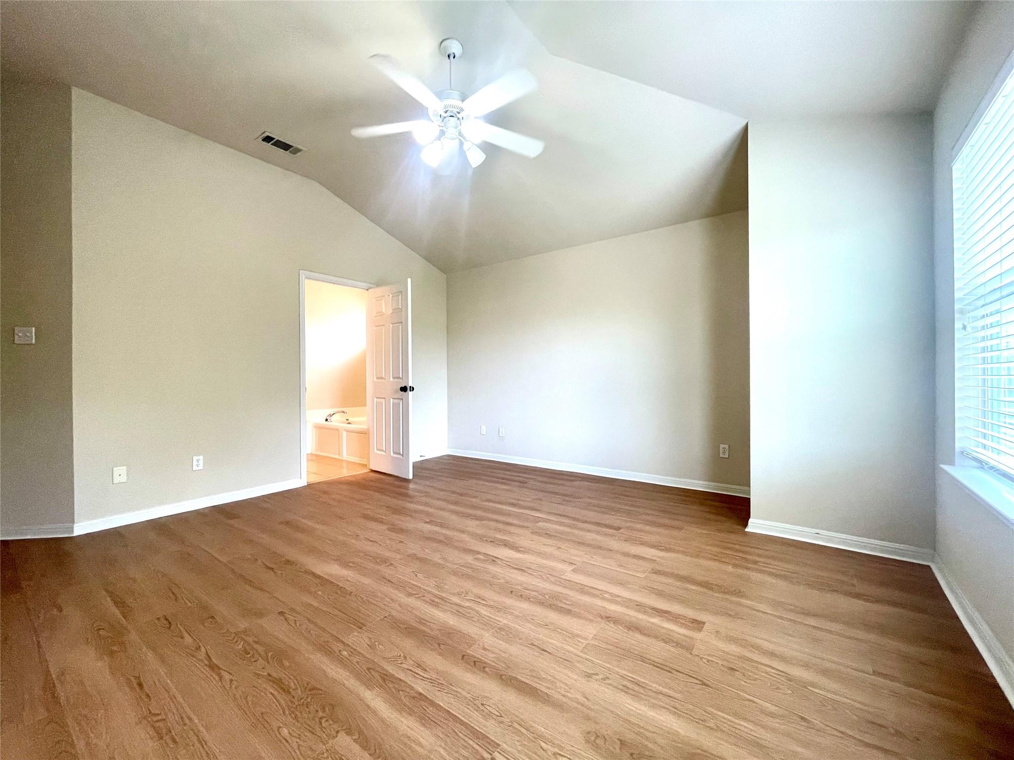 20625 Farm Pond LN