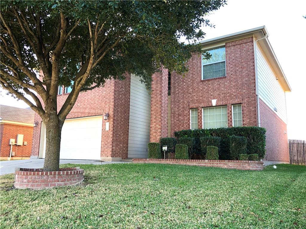 20625 Farm Pond LN