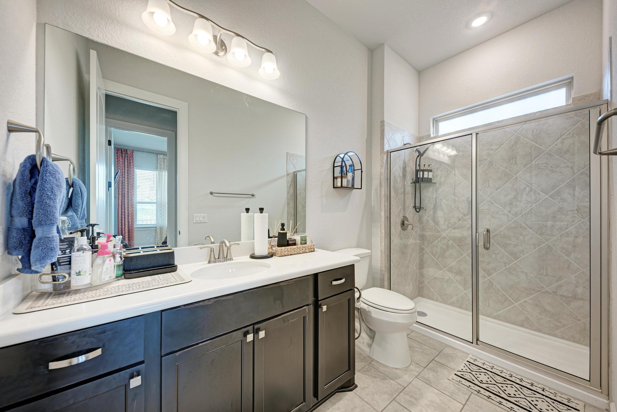1105 White Daisy LN