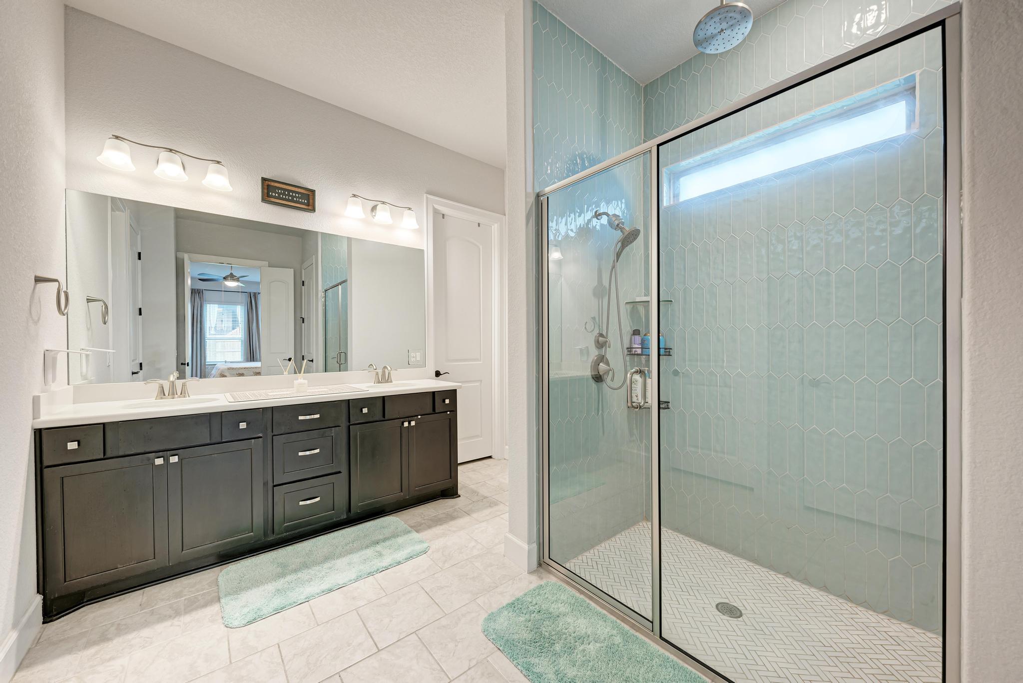1105 White Daisy LN