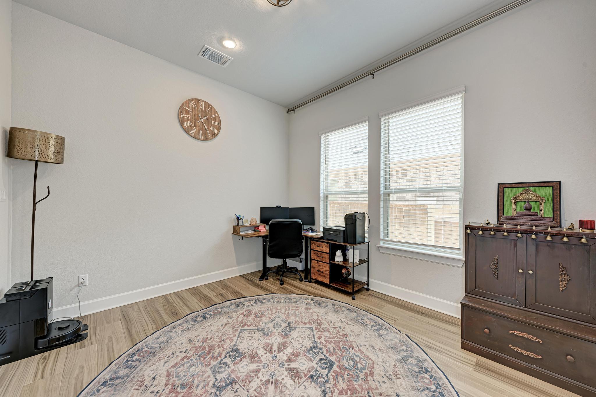 1105 White Daisy LN