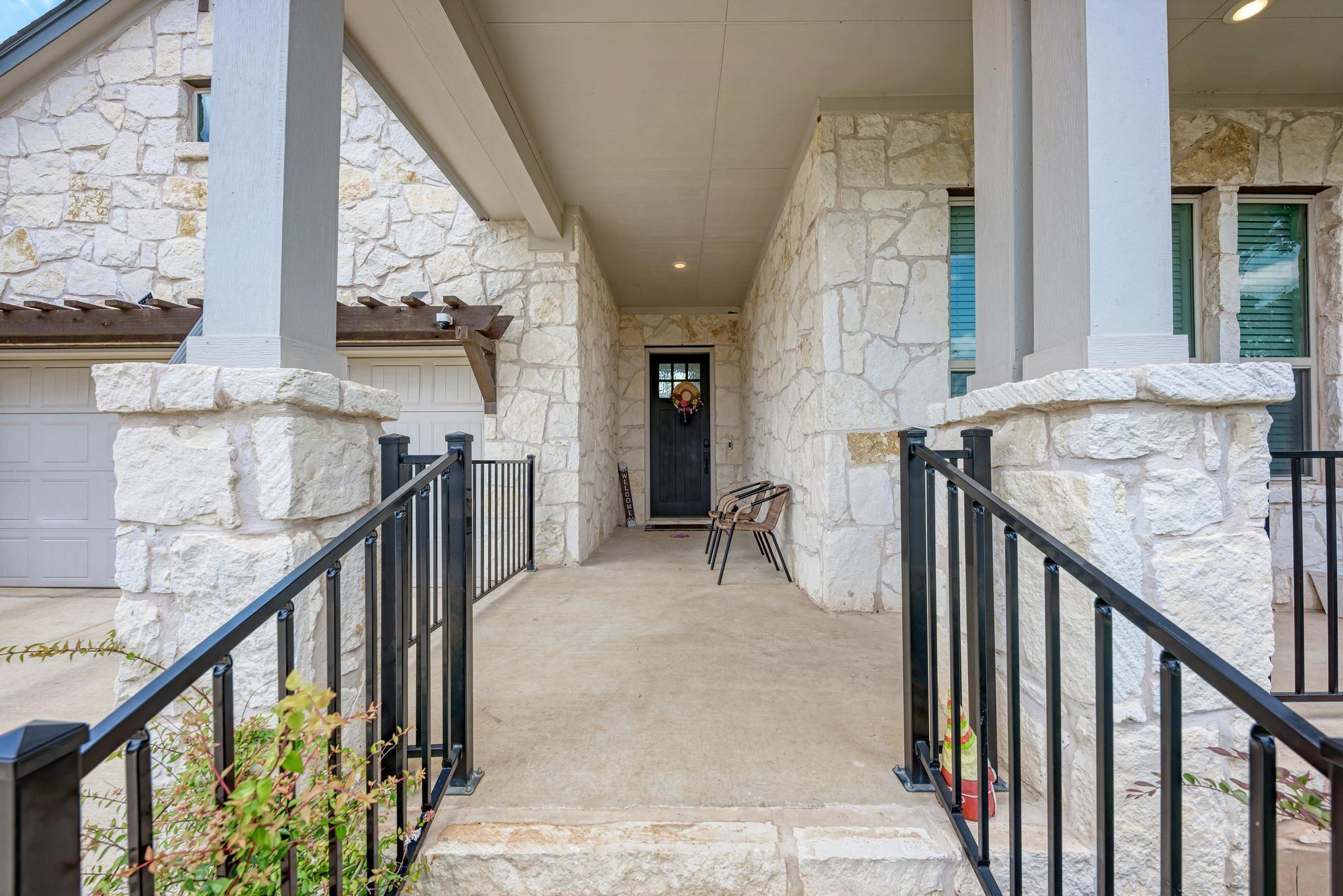 1105 White Daisy LN