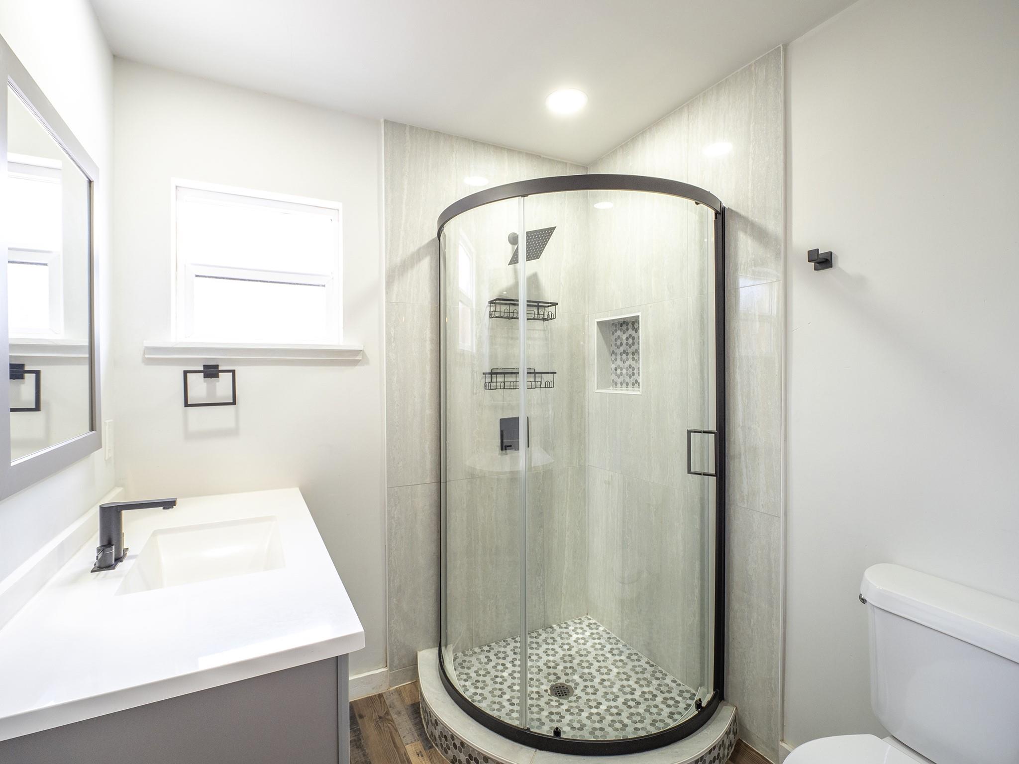 375 Brown RD, McDade