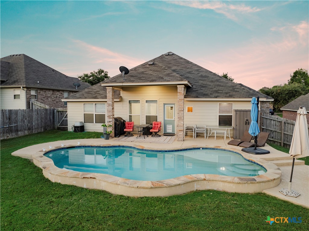 1016 Ridgeview Drive