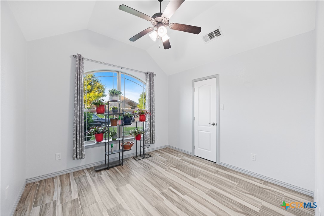 1016 Ridgeview Drive